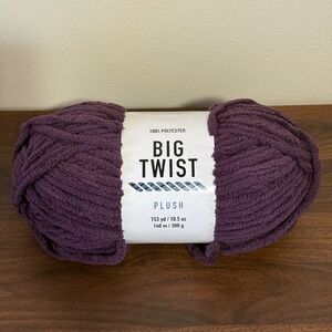 Big Twist Plush Yarn Eggplant Purple 10.5oz Super Bulky Polyester New Skein